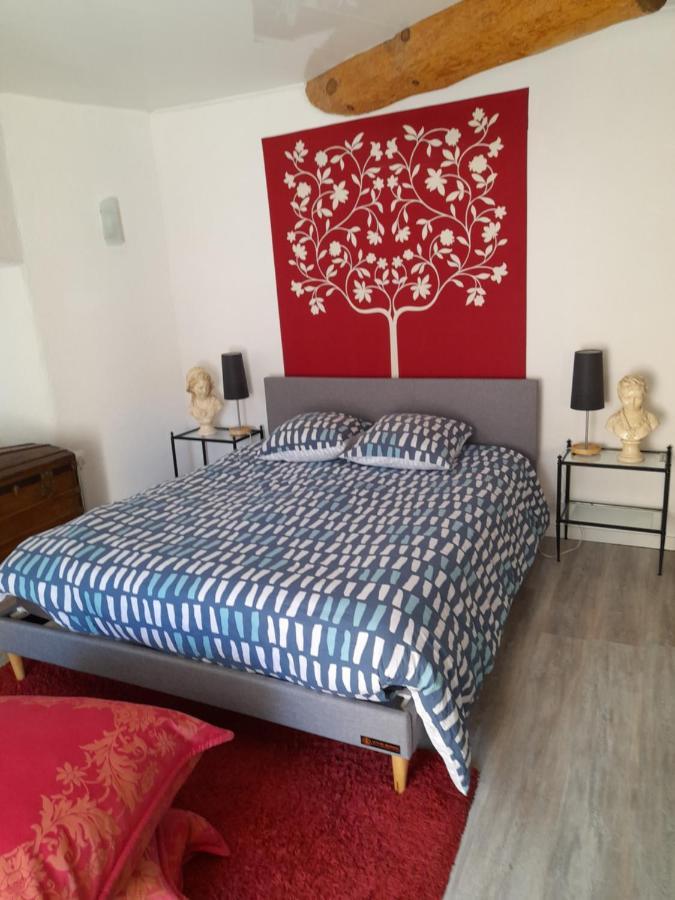 Apartamento Tour médiévale de l'an mille Loudes Exterior foto